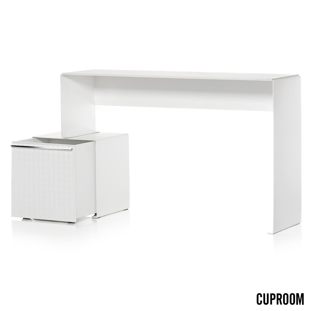 Inkubik (writing desk)